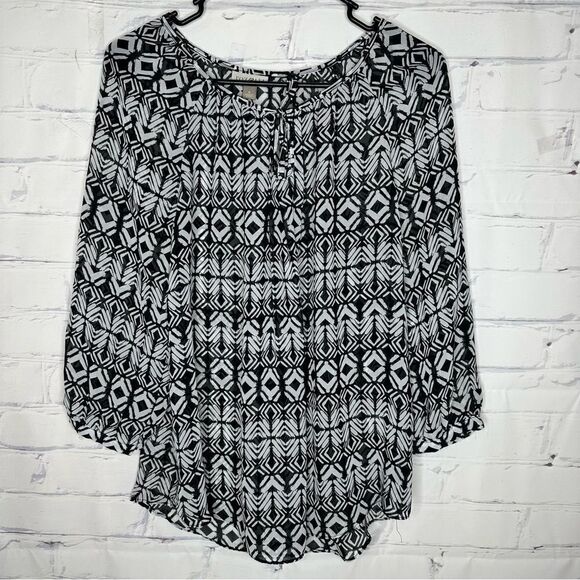 Roz & Ali small sheer top - Picture 1 of 4